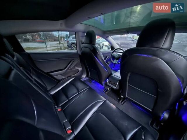 Серый Тесла Модель 3, объемом двигателя 0 л и пробегом 133 тыс. км за 12400 $, фото 19 на Automoto.ua