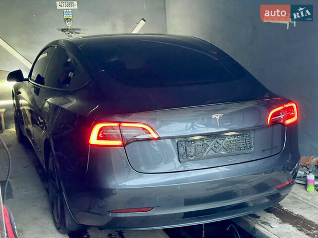 Сірий Тесла Модель 3, об'ємом двигуна 0 л та пробігом 76 тис. км за 19900 $, фото 29 на Automoto.ua