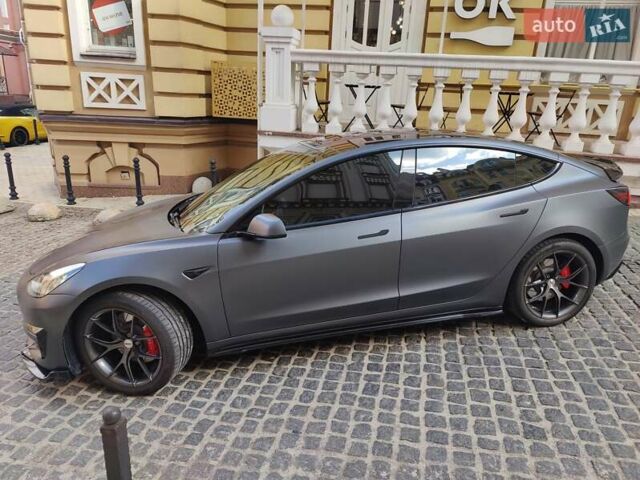 Тесла Модель 3 2018 в Киеве на Automoto.ua Серый Тесла Модель 3, объемом двигателя 0 л и пробегом 67 тыс. км за 46000 $, фото 2 на Automoto.ua