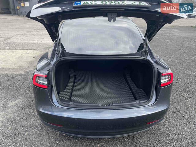 Серый Тесла Модель 3, объемом двигателя 0 л и пробегом 120 тыс. км за 19500 $, фото 6 на Automoto.ua