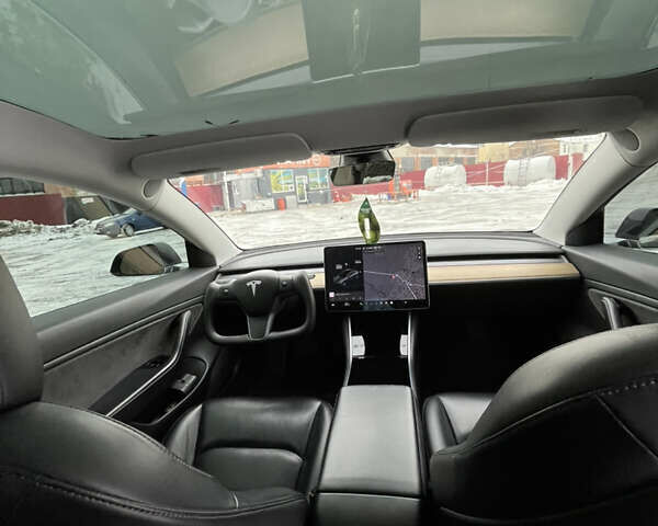 Сірий Тесла Модель 3, об'ємом двигуна 0 л та пробігом 126 тис. км за 14500 $, фото 8 на Automoto.ua