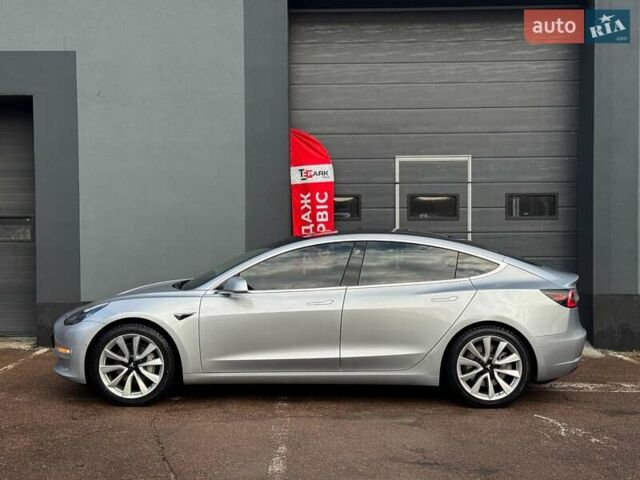 Сірий Тесла Модель 3, об'ємом двигуна 0 л та пробігом 140 тис. км за 17999 $, фото 5 на Automoto.ua
