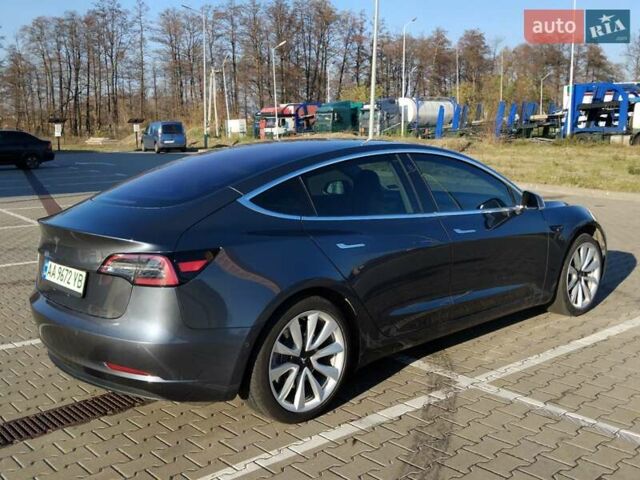 Сірий Тесла Модель 3, об'ємом двигуна 0 л та пробігом 87 тис. км за 18200 $, фото 4 на Automoto.ua