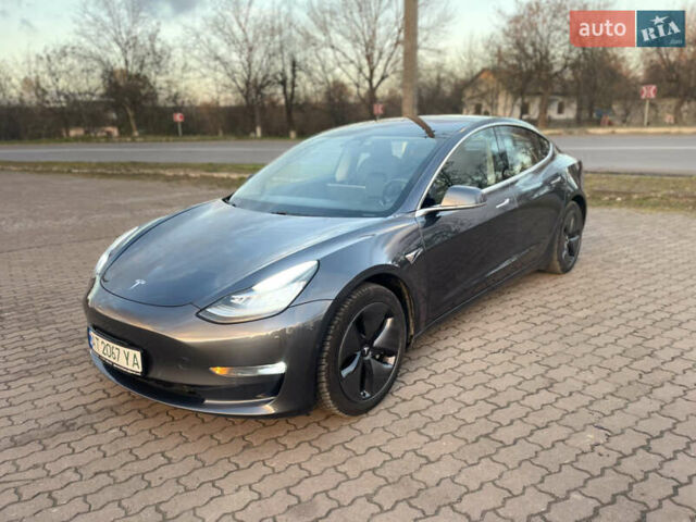 Сірий Тесла Модель 3, об'ємом двигуна 0 л та пробігом 122 тис. км за 17500 $, фото 6 на Automoto.ua