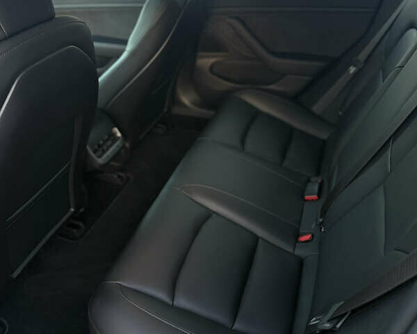 Сірий Тесла Модель 3, об'ємом двигуна 0 л та пробігом 50 тис. км за 18500 $, фото 10 на Automoto.ua