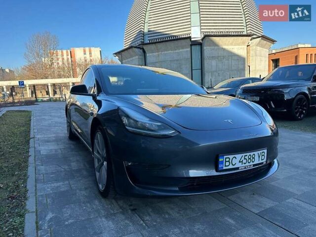 Сірий Тесла Модель 3, об'ємом двигуна 0 л та пробігом 186 тис. км за 16999 $, фото 12 на Automoto.ua