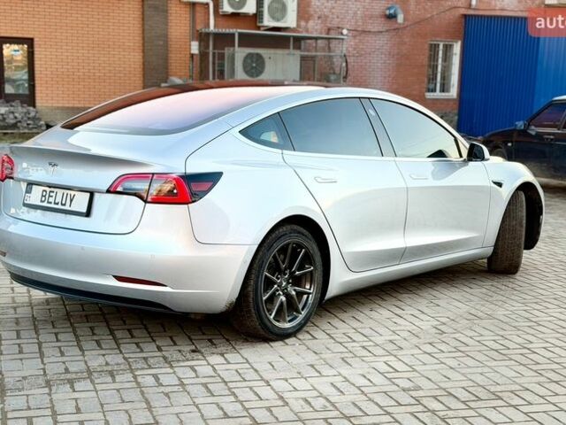 Серый Тесла Модель 3, объемом двигателя 0 л и пробегом 193 тыс. км за 16000 $, фото 3 на Automoto.ua
