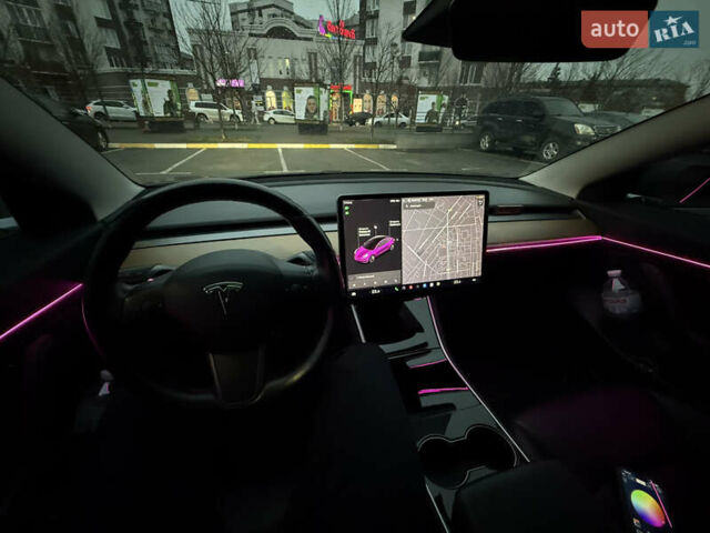 Сірий Тесла Модель 3, об'ємом двигуна 0 л та пробігом 137 тис. км за 22700 $, фото 19 на Automoto.ua