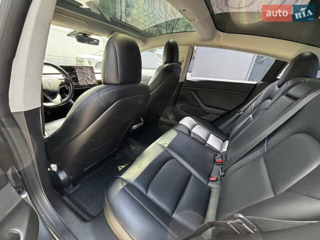 Серый Тесла Модель 3, объемом двигателя 0 л и пробегом 103 тыс. км за 17500 $, фото 14 на Automoto.ua