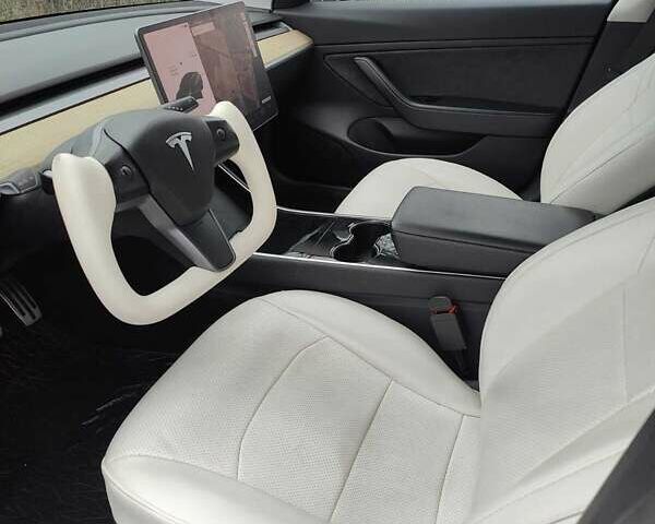 Серый Тесла Модель 3, объемом двигателя 0 л и пробегом 144 тыс. км за 16500 $, фото 37 на Automoto.ua
