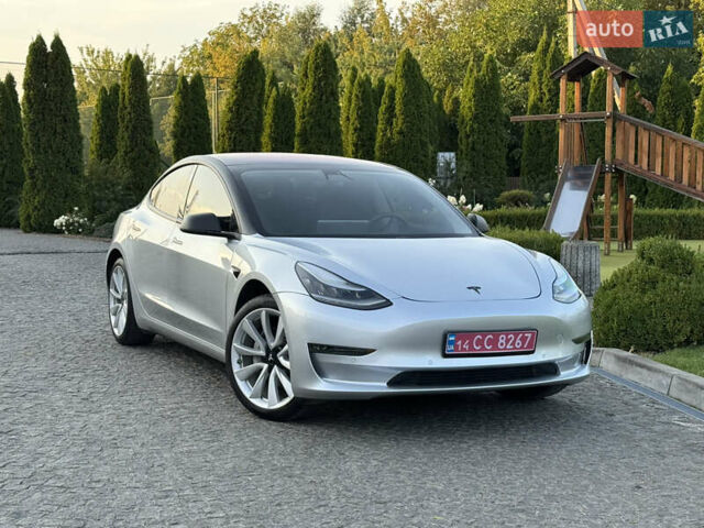 Серый Тесла Модель 3, объемом двигателя 0 л и пробегом 84 тыс. км за 17400 $, фото 12 на Automoto.ua