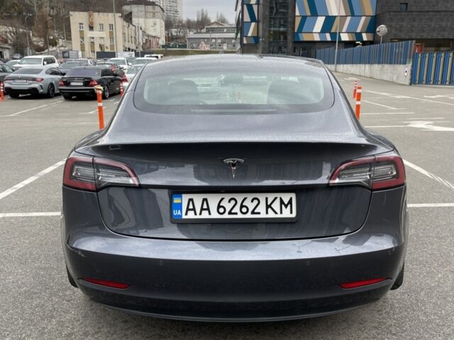 Серый Тесла Модель 3, объемом двигателя 0 л и пробегом 150 тыс. км за 17500 $, фото 3 на Automoto.ua