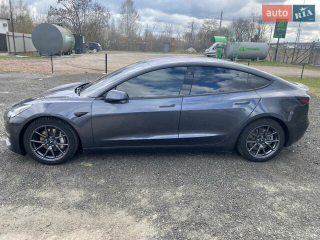 Серый Тесла Модель 3, объемом двигателя 0 л и пробегом 120 тыс. км за 19500 $, фото 4 на Automoto.ua