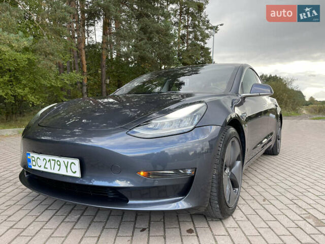 Серый Тесла Модель 3, объемом двигателя 0 л и пробегом 94 тыс. км за 16500 $, фото 19 на Automoto.ua