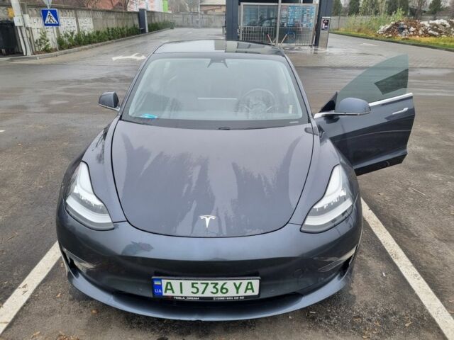 Серый Тесла Модель 3, объемом двигателя 0 л и пробегом 162 тыс. км за 17800 $, фото 3 на Automoto.ua
