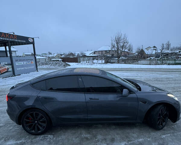 Серый Тесла Модель 3, объемом двигателя 0 л и пробегом 79 тыс. км за 16000 $, фото 6 на Automoto.ua