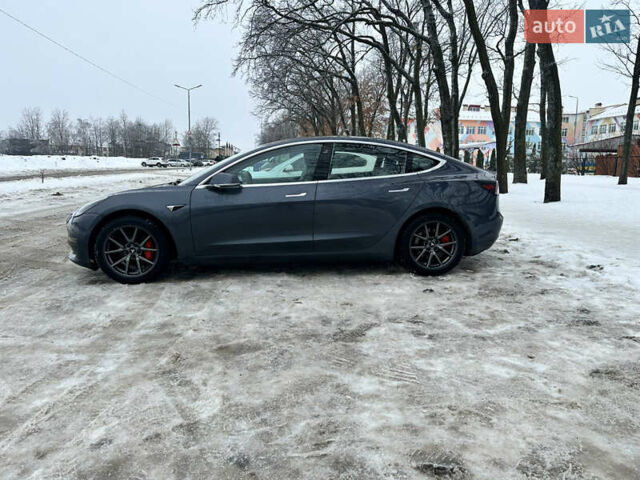 Серый Тесла Модель 3, объемом двигателя 0 л и пробегом 165 тыс. км за 16500 $, фото 4 на Automoto.ua