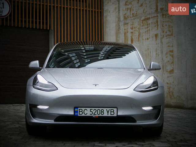 Серый Тесла Модель 3, объемом двигателя 0 л и пробегом 119 тыс. км за 18300 $, фото 6 на Automoto.ua