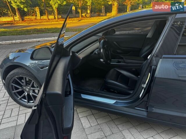 Сірий Тесла Модель 3, об'ємом двигуна 0 л та пробігом 200 тис. км за 14800 $, фото 16 на Automoto.ua