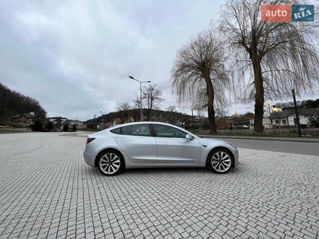Сірий Тесла Модель 3, об'ємом двигуна 0 л та пробігом 167 тис. км за 18500 $, фото 11 на Automoto.ua