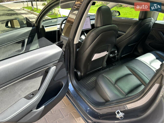 Серый Тесла Модель 3, объемом двигателя 0 л и пробегом 90 тыс. км за 17600 $, фото 38 на Automoto.ua