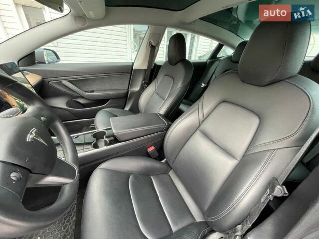 Сірий Тесла Модель 3, об'ємом двигуна 0 л та пробігом 190 тис. км за 16300 $, фото 7 на Automoto.ua