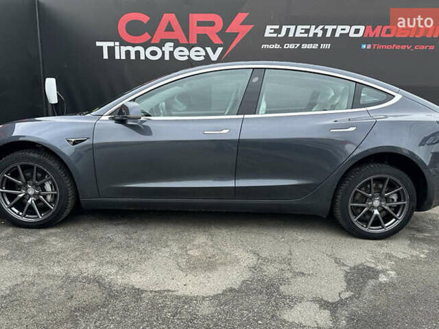 Серый Тесла Модель 3, объемом двигателя 0 л и пробегом 136 тыс. км за 16500 $, фото 2 на Automoto.ua