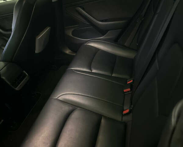 Сірий Тесла Модель 3, об'ємом двигуна 0 л та пробігом 184 тис. км за 16500 $, фото 9 на Automoto.ua