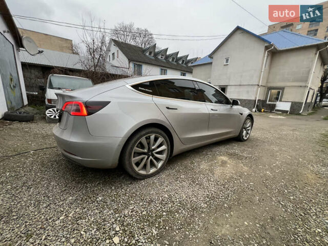 Серый Тесла Модель 3, объемом двигателя 0 л и пробегом 238 тыс. км за 14000 $, фото 4 на Automoto.ua