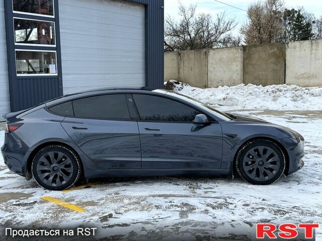 Сірий Тесла Модель 3, об'ємом двигуна 0 л та пробігом 160 тис. км за 17000 $, фото 3 на Automoto.ua