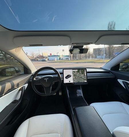Сірий Тесла Модель 3, об'ємом двигуна 0 л та пробігом 165 тис. км за 20000 $, фото 23 на Automoto.ua