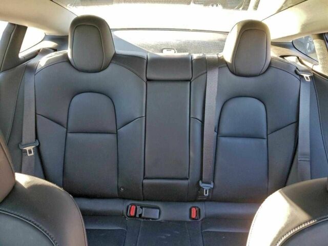 Сірий Тесла Модель 3, об'ємом двигуна 0 л та пробігом 48 тис. км за 3500 $, фото 9 на Automoto.ua