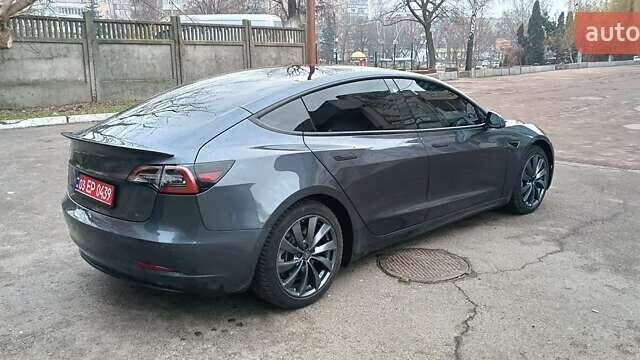 Тесла Модель 3 2018 у Чернігові на Automoto.ua Сірий Тесла Модель 3, об'ємом двигуна 0 л та пробігом 262 тис. км за 16500 $, фото 2 на Automoto.ua