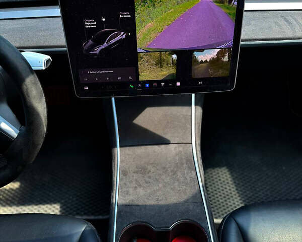 Тесла Модель 3 2018 в Ивано-Франковске на Automoto.ua Серый Тесла Модель 3, объемом двигателя 0 л и пробегом 119 тыс. км за 16999 $, фото 16 на Automoto.ua