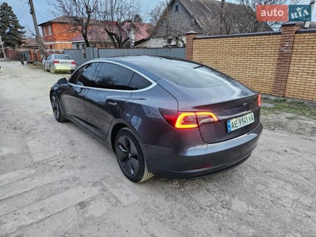 Сірий Тесла Модель 3, об'ємом двигуна 0 л та пробігом 182 тис. км за 14400 $, фото 3 на Automoto.ua