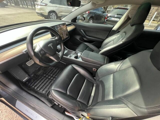 Сірий Тесла Модель 3, об'ємом двигуна 0 л та пробігом 207 тис. км за 17000 $, фото 5 на Automoto.ua