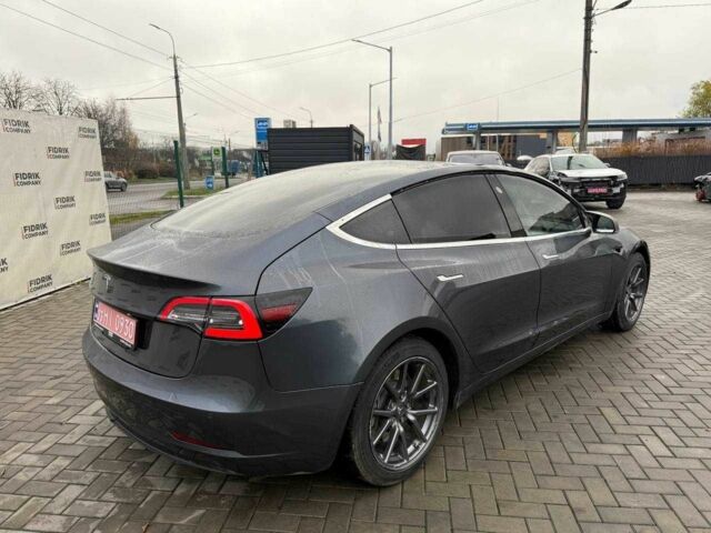 Сірий Тесла Модель 3, об'ємом двигуна 0 л та пробігом 200 тис. км за 11900 $, фото 3 на Automoto.ua