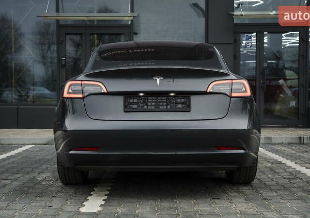 Сірий Тесла Модель 3, об'ємом двигуна 0 л та пробігом 150 тис. км за 19000 $, фото 21 на Automoto.ua