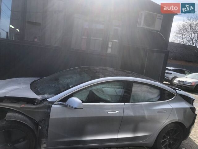 Сірий Тесла Модель 3, об'ємом двигуна 0 л та пробігом 100 тис. км за 6500 $, фото 10 на Automoto.ua