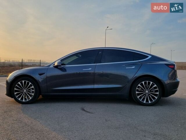 Серый Тесла Модель 3, объемом двигателя 0 л и пробегом 128 тыс. км за 16500 $, фото 15 на Automoto.ua