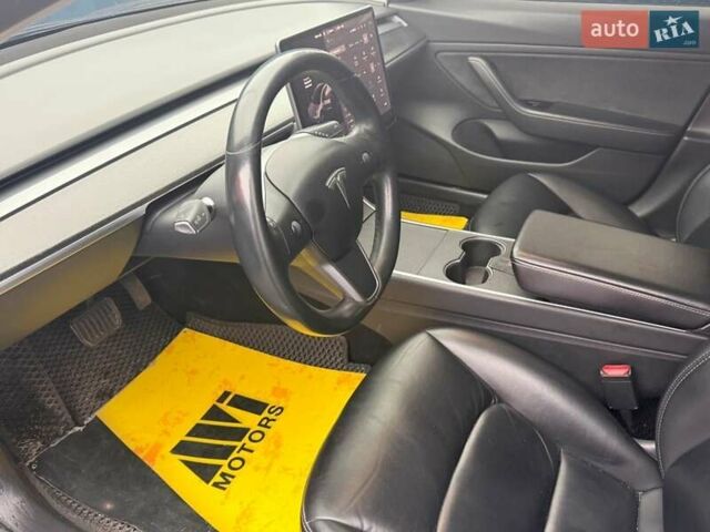 Серый Тесла Модель 3, объемом двигателя 0 л и пробегом 162 тыс. км за 13999 $, фото 58 на Automoto.ua