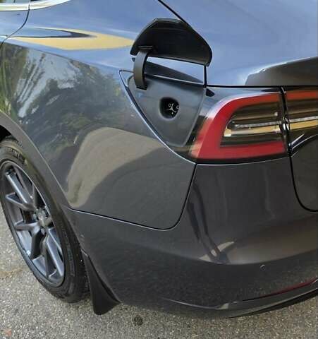 Сірий Тесла Модель 3, об'ємом двигуна 0 л та пробігом 84 тис. км за 17500 $, фото 22 на Automoto.ua