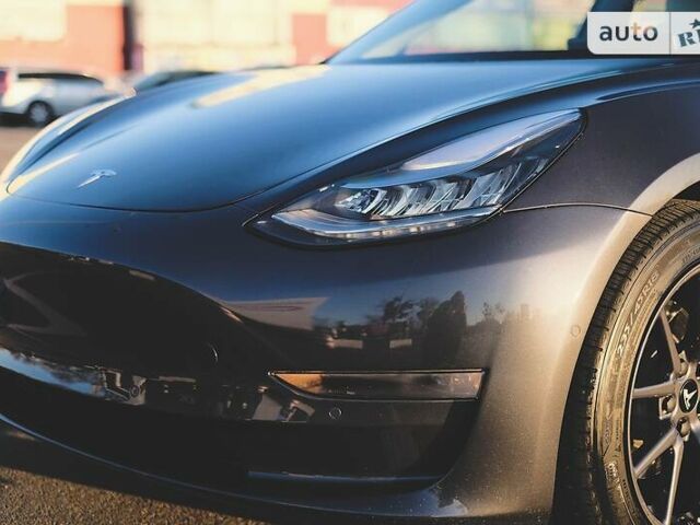 Сірий Тесла Модель 3, об'ємом двигуна 0 л та пробігом 81 тис. км за 43000 $, фото 35 на Automoto.ua