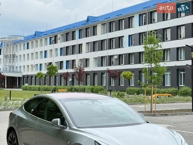 Серый Тесла Модель 3, объемом двигателя 0 л и пробегом 97 тыс. км за 15000 $, фото 6 на Automoto.ua