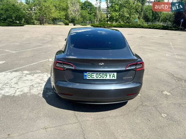 Сірий Тесла Модель 3, об'ємом двигуна 0 л та пробігом 178 тис. км за 16500 $, фото 2 на Automoto.ua