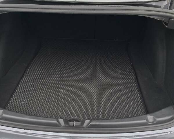 Сірий Тесла Модель 3, об'ємом двигуна 0 л та пробігом 135 тис. км за 18200 $, фото 7 на Automoto.ua