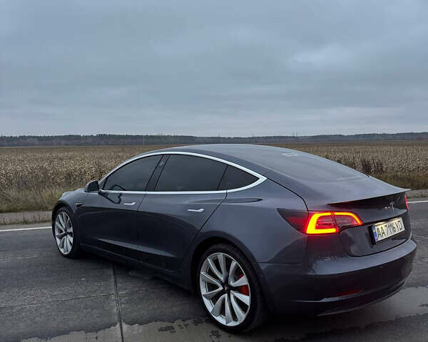 Сірий Тесла Модель 3, об'ємом двигуна 0 л та пробігом 115 тис. км за 19300 $, фото 2 на Automoto.ua