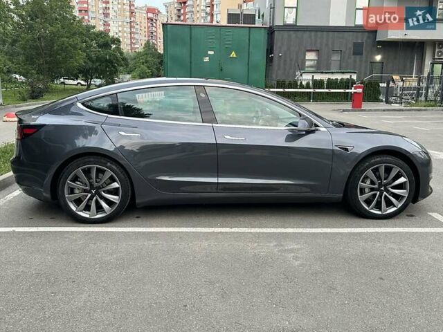 Серый Тесла Модель 3, объемом двигателя 0 л и пробегом 67 тыс. км за 19300 $, фото 9 на Automoto.ua