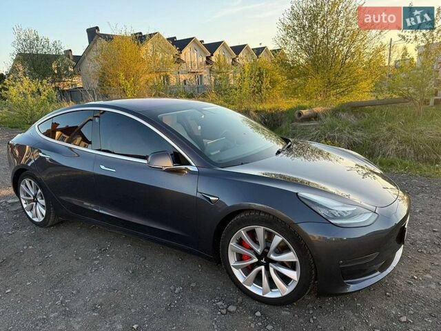 Серый Тесла Модель 3, объемом двигателя 0 л и пробегом 91 тыс. км за 17000 $, фото 8 на Automoto.ua