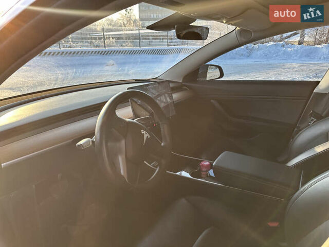 Сірий Тесла Модель 3, об'ємом двигуна 0 л та пробігом 97 тис. км за 17000 $, фото 11 на Automoto.ua
